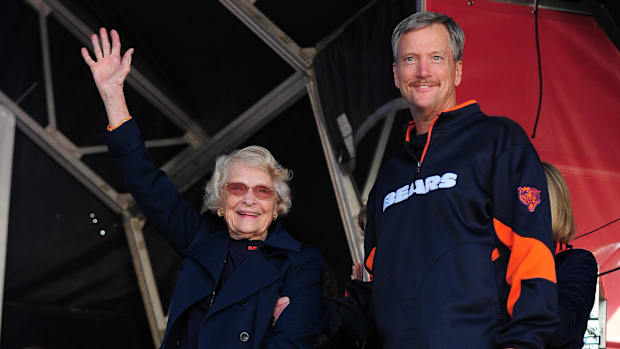 Bears board chairman George McCaskey with his mother, Virginia, in London for a 2011 fan rally.