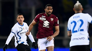 Gleison Bremer in azione contro l'Inter 