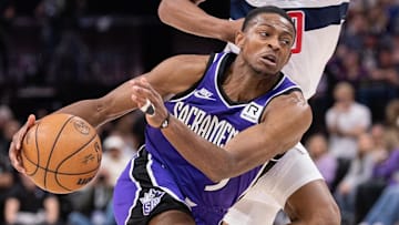 Fox is expected to be traded before the Feb. 6 deadline, and the Spurs are his preferred destination