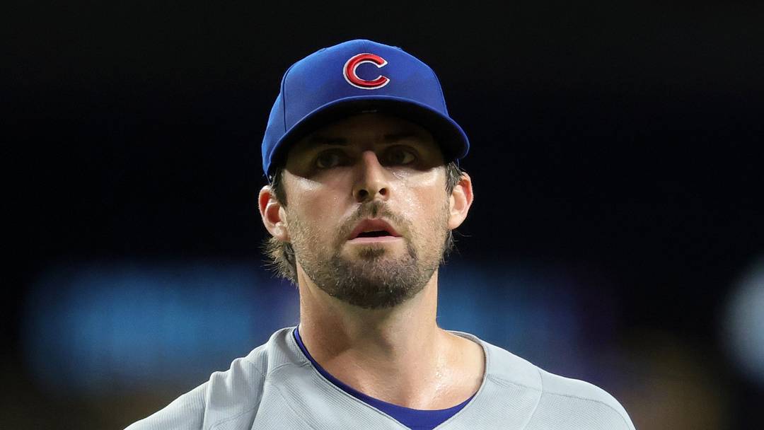 Aug 25, 2026; Phoenix, Arizona, USA; Chicago Cubs pitcher Clay Holmes against the Arizona Diamondbacks at Chase Field. Mandatory Credit: Mark J. Rebilas-Imagn Images