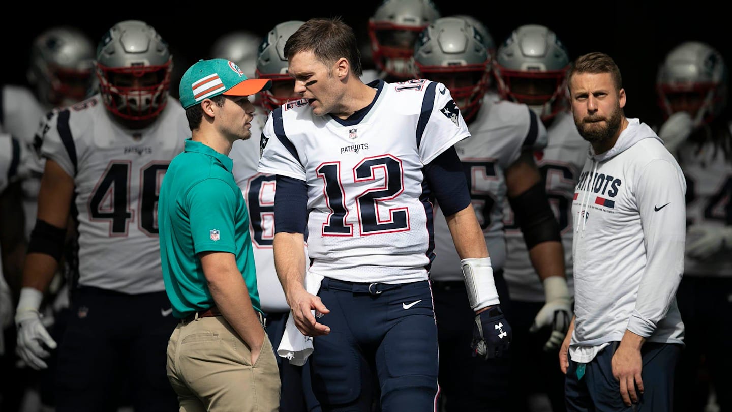 Former Steelers QB Makes Bold Tom Brady Prediction