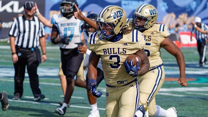West Boca running back Javian Mallory (3) rushes for a touchdown against West Broward in the second quarter of the 6A State Final at Pitbull Stadium on Dec. 12, 2025, in Miami, FL.