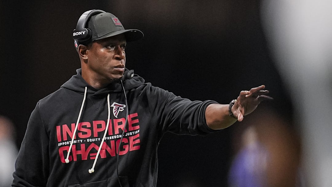 Atlanta Falcons head coach Raheem Morris