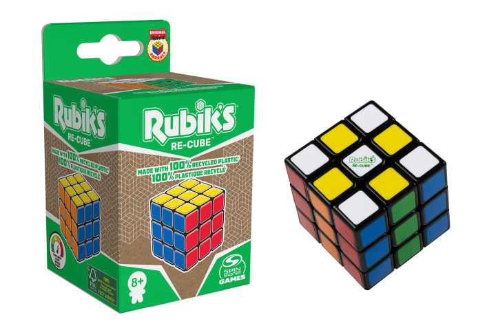 rubik's re-cube and box