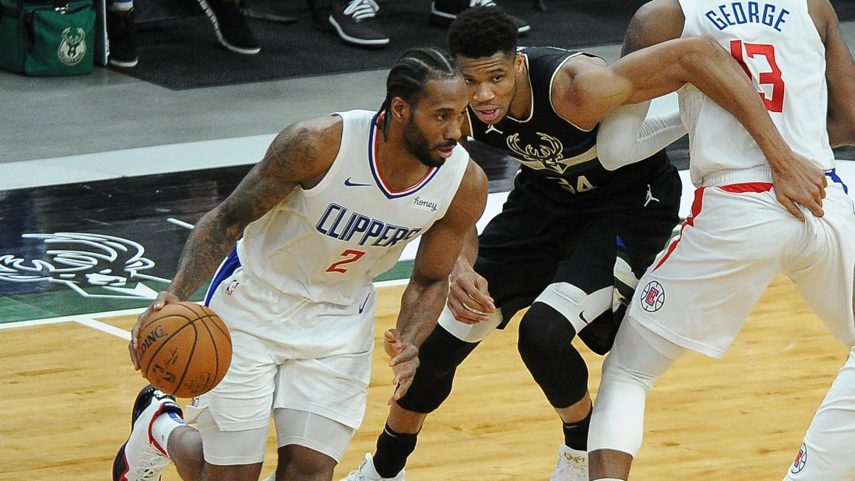 Kawhi joining Giannis in East sets up great debate