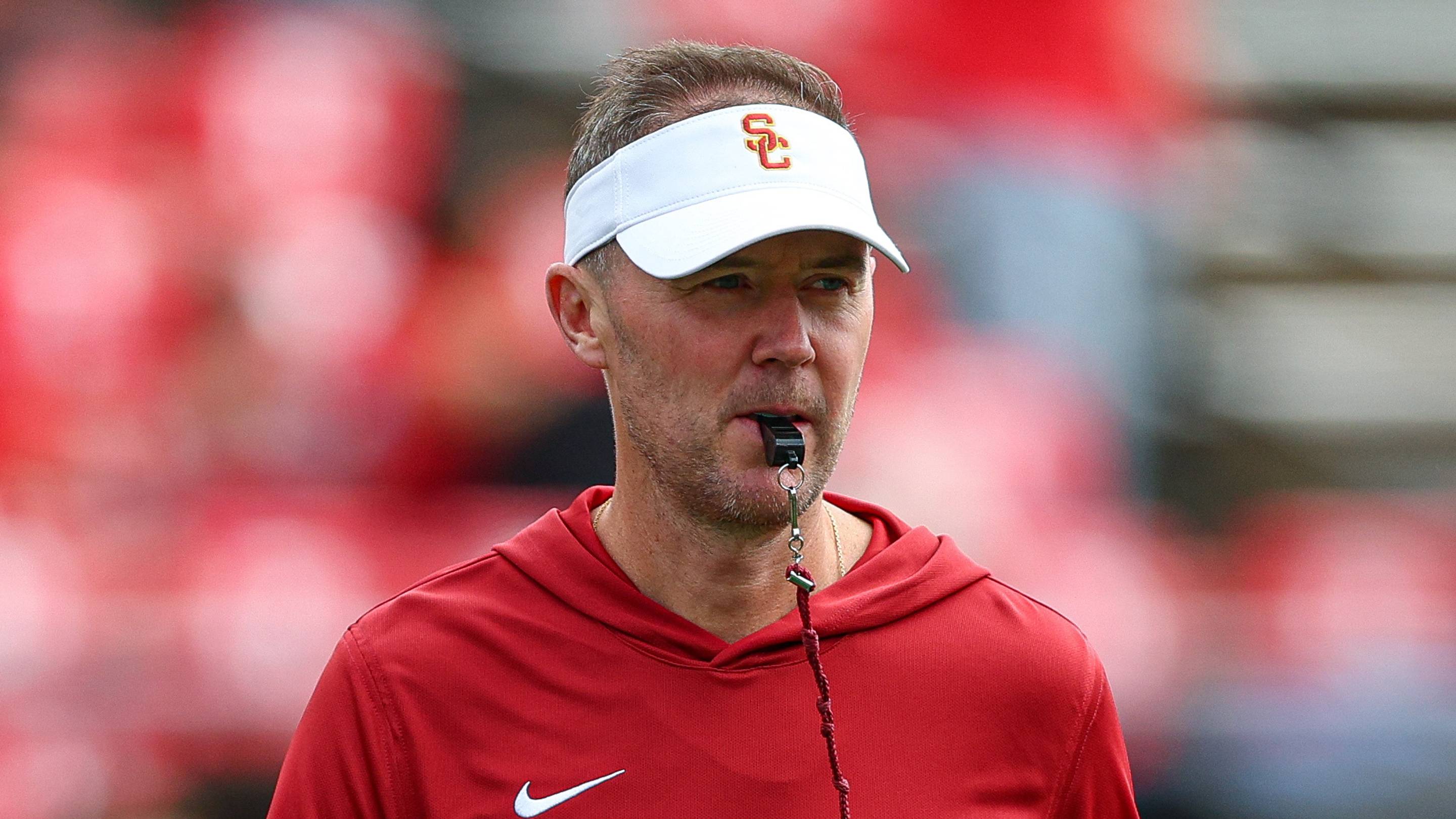 Oregon vs. USC Betting Line Makes a Notable Move Hours Before Kickoff