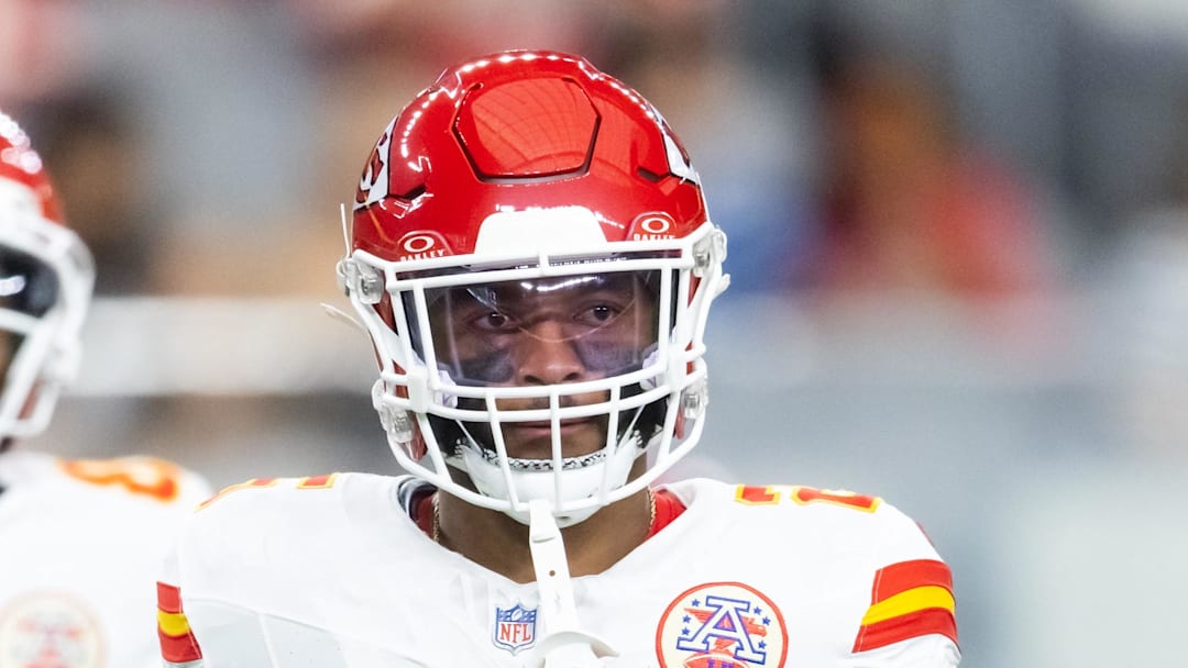 Kansas City Chiefs running back Elijah Mitchell against the Arizona Cardinals during a 2025 preseason NFL game