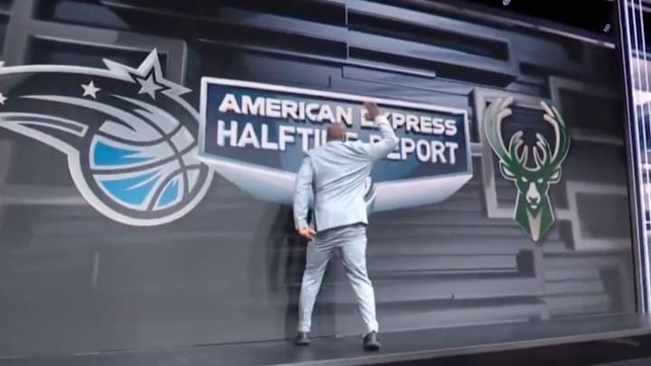 Shaq broke it Shaq broke it