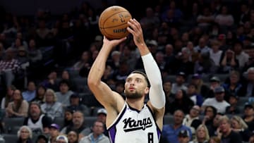 Los Angeles Clippers v Sacramento Kings
