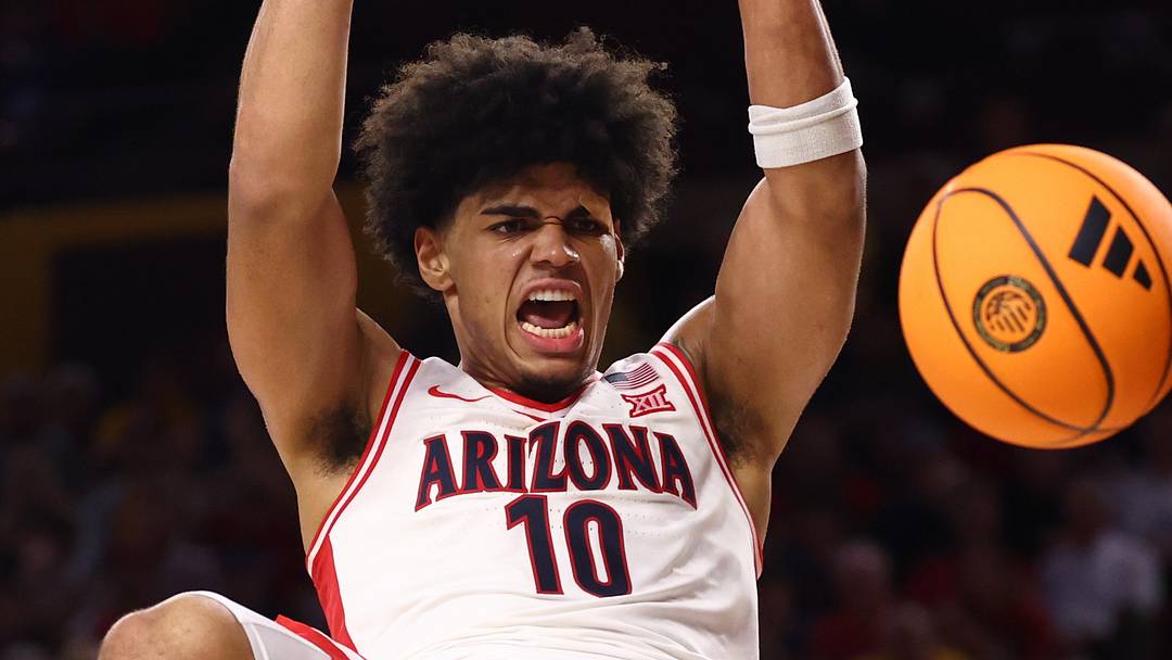 Jan 31, 2026; Tempe, Arizona, USA; Arizona Wildcats forward Koa Peat (10) slam dunks the ball against the Arizona State Sun Devils at Desert Financial Arena. Mandatory Credit: Mark J. Rebilas-Imagn Images Jan 31, 2026; Tempe, Arizona, USA; Arizona Wildcats forward Koa Peat (10) slam dunks the ball against the Arizona State Sun Devils at Desert Financial Arena. Mandatory Credit: Mark J. Rebilas-Imagn Images