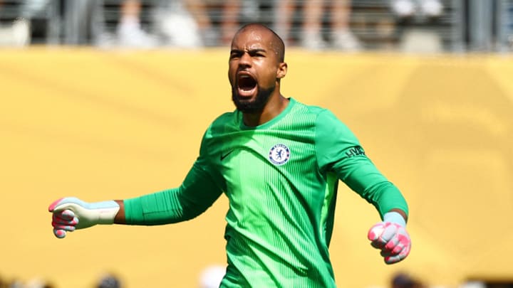 [Subscription Customers Only] Jul 13, 2025; East Rutherford, New Jersey, USA; Chelsea FC goalkeeper Robert Sanchez (1) celebrates after forward Joao Pedro (20) scores their third goal during the final of the 2025 FIFA Club World Cup at MetLife Stadium. Mandatory Credit: Kai Pfaffenbach-Reuters via Imagn Images
