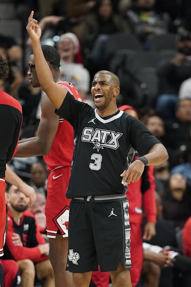 San Antonio Spurs guard Chris Paul (3) urges coaches to challenge a foul call against him during the second half.