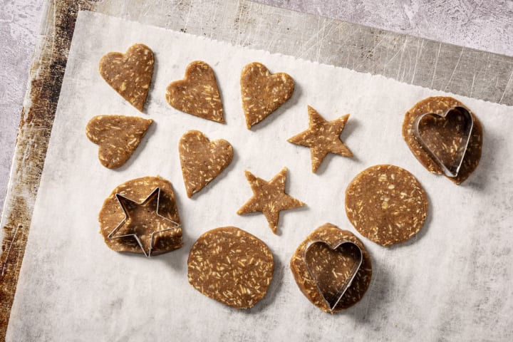 Danish brunkager cookies in different shapes.
