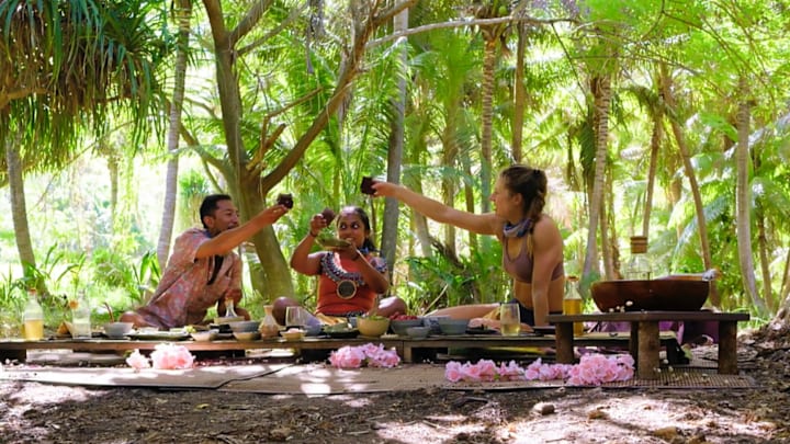 “Coconut Etiquette’” – One castaway struggles coming to grips with betraying their allies. Power in the game is up for grabs when one castaway is chosen for a journey and must decide if the risk is worth the reward. Then, paranoia runs rampant when a castaway knowingly tries to stir up chaos on SURVIVOR, Wednesday, May 7 (8:00 - 9:30 PM, ET/PT) on the CBS Television Network, and available to stream on Paramount+*. Jeff Probst serves as host and executive producer. Pictured (L-R): Shauhin Davari,