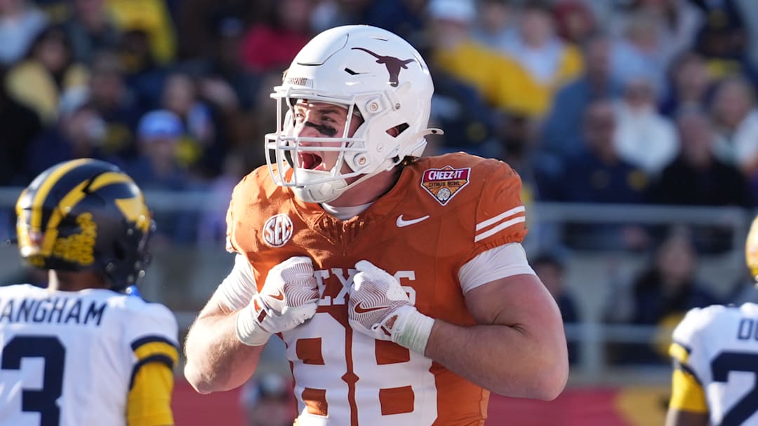 Texas Longhorns tight end Jack Endries Texas Longhorns tight end Jack Endries