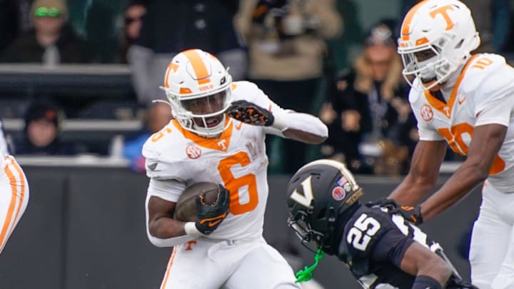 Tennessee running back Dylan Sampson (6) runs the ball during the second quarter at FirstBank Stadium in Nashville, Tenn., Saturday, Nov. 30, 2024.