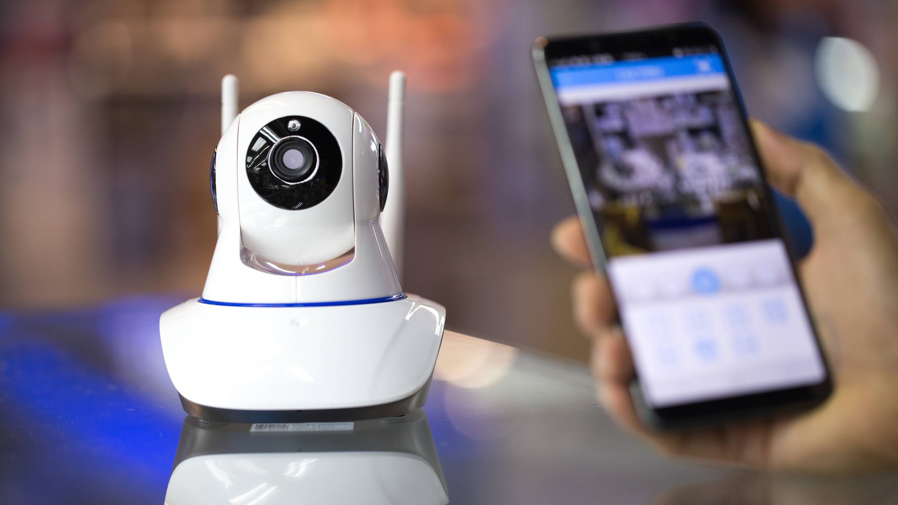 5 of the Best Home Security Products, According to the Experts