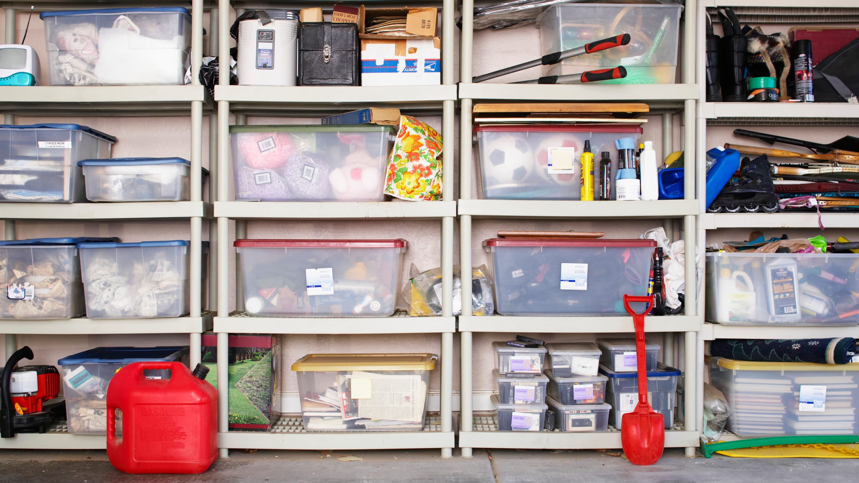 7 Things You Really Shouldn’t Store in Plastic Bins