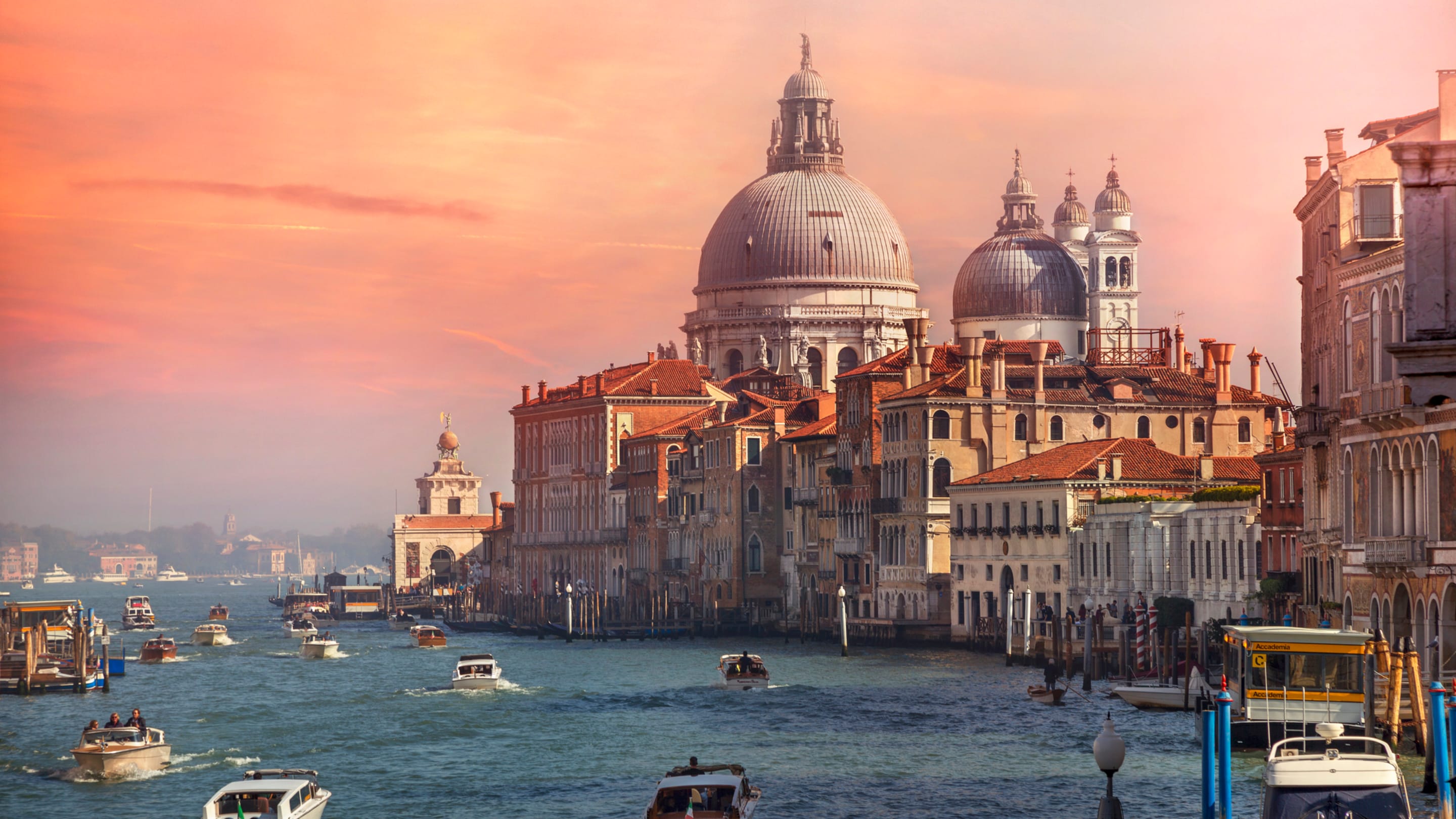 The World’s 25 Most Beautiful Cities, According to Science