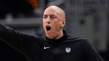 Sacramento Kings v Milwaukee Bucks