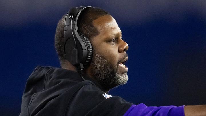 Washington Commanders defensive coordinator Daronte Jones 