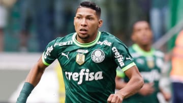 Rony machucou o braço direito e foi operado