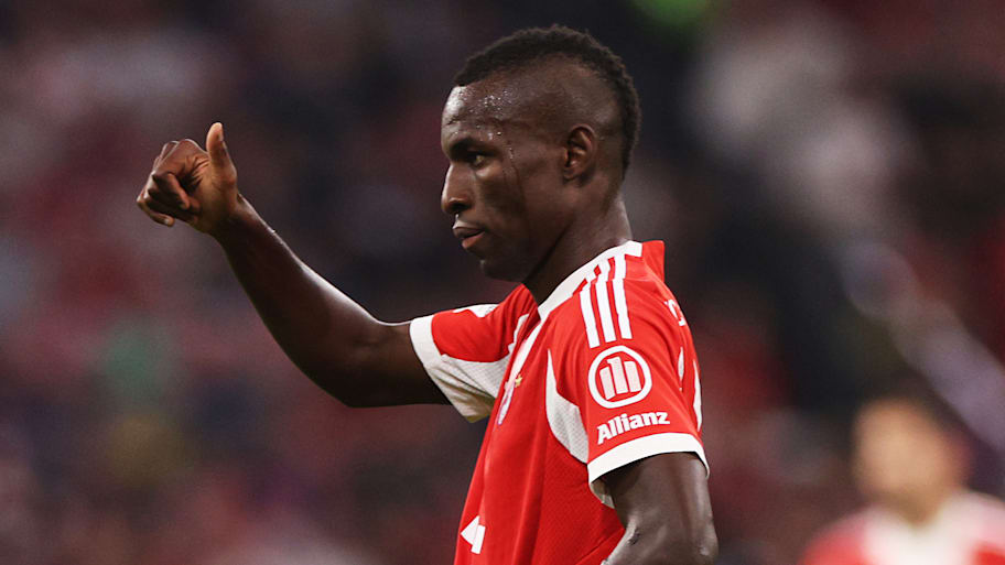 Nicolas Jackson throwing up his thumbs.