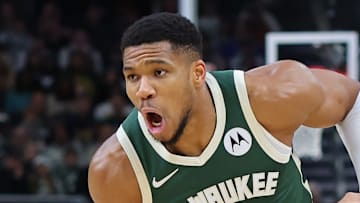 Boston Celtics, Milwaukee Bucks, Giannis Antetokounmpo, Thanasis Antetokounmpo, Andre Jackson Jr.