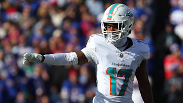 Miami Dolphins v Buffalo Bills