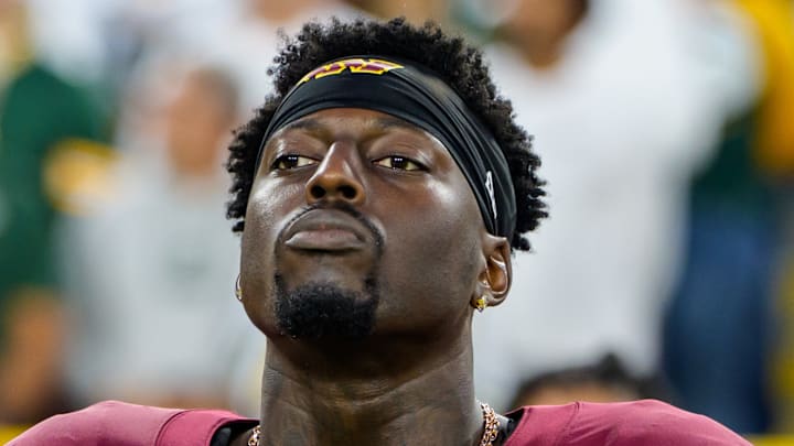 Washington Commanders defensive tackle Javon Kinlaw