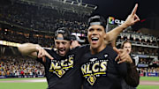 Filis y Padres abren la Serie de Campeonato de la Liga Nacional