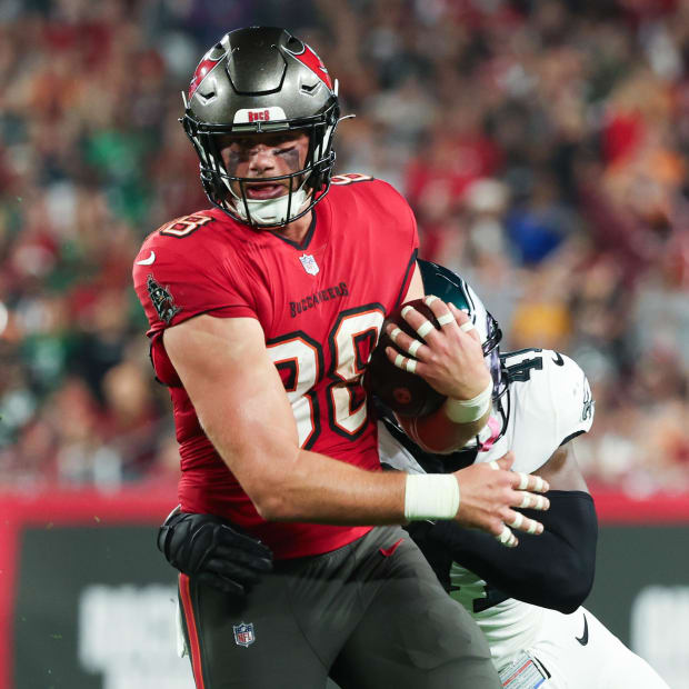 Buccaneers TE Cade Otton