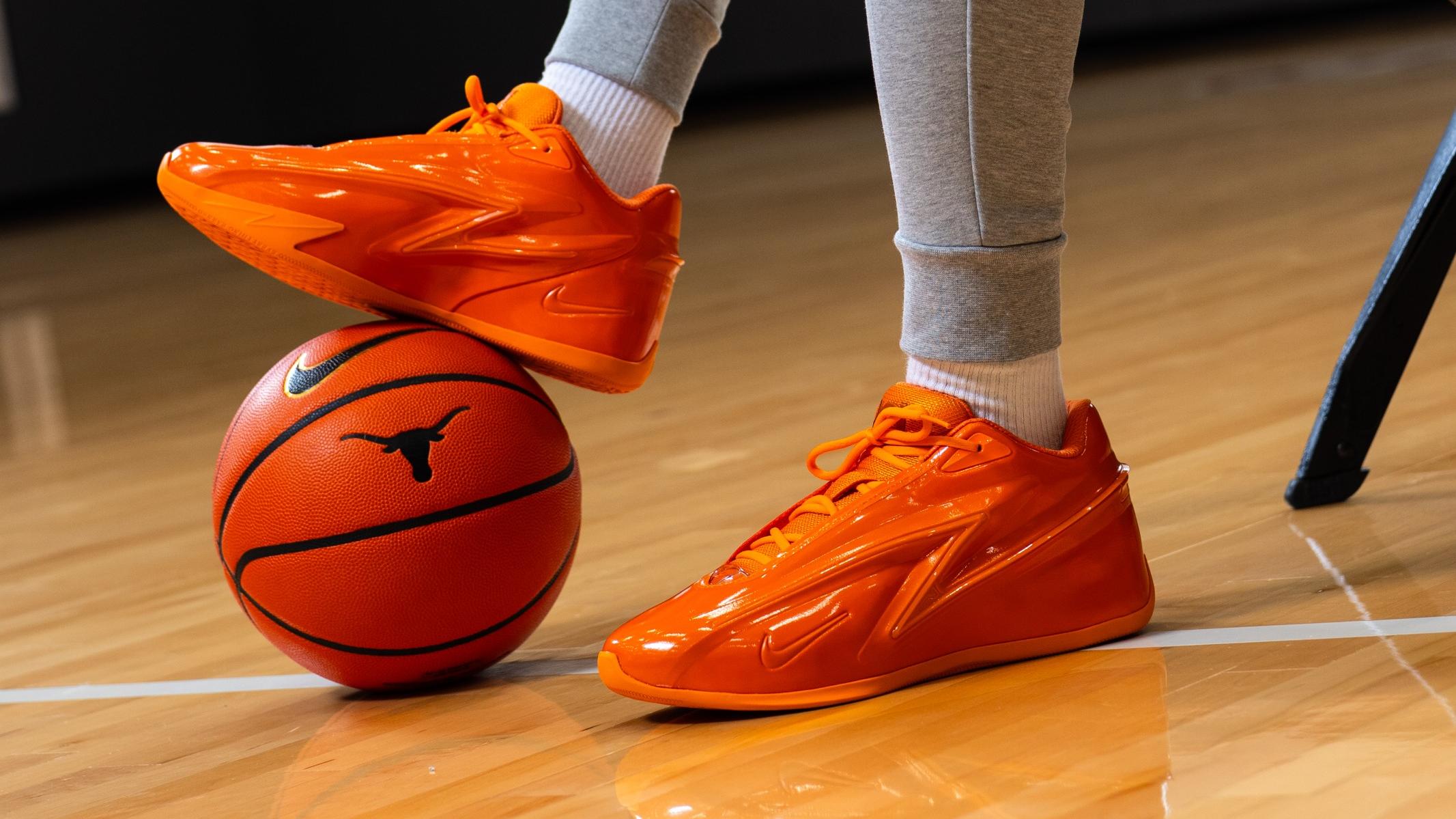 Madison Booker Debuts Nike KD19 in Texas Longhorns Colors