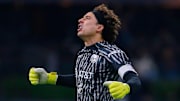 Guillermo Ochoa está en nogociaciones para renovar con América