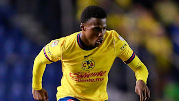 Javairo Dilrosun podría salir de América 