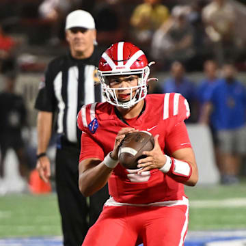 Mater Dei quarterback Ashton Beierly drops back to pass.