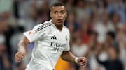 Kylian Mbappé machucou a coxa esquerda em jogo do Campeonato Espanhol