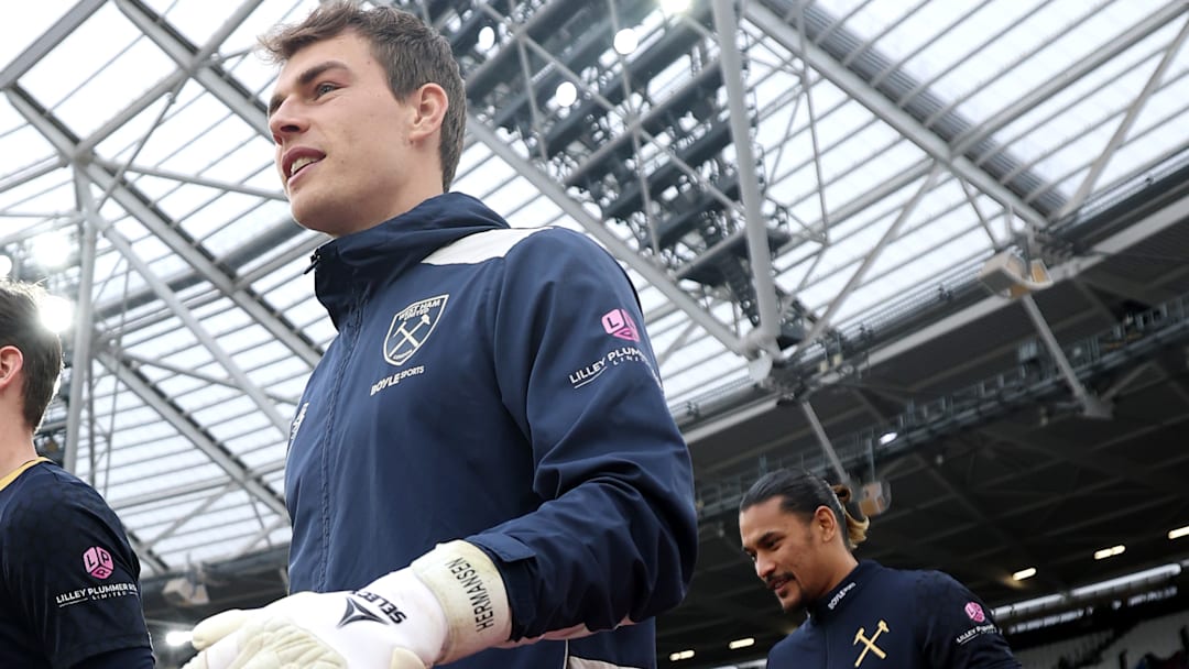 Mads Hermansen has officially become Nuno's number one keeper. 