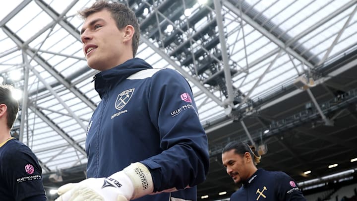 Mads Hermansen has officially become Nuno's number one keeper. 