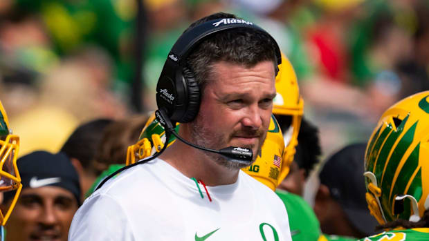 Oregon Ducks Dan Lanning Ross Douglass Utah Utes Hudson Lewis Recruiting Flip Commitment College Football Big Ten USC Trojans