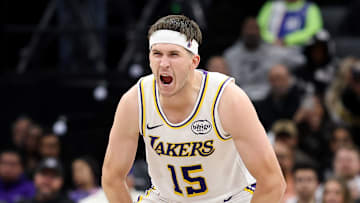 Los Angeles Lakers v Sacramento Kings