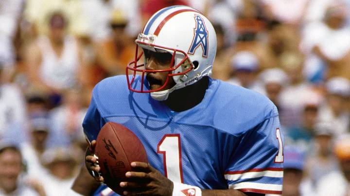 Houston Oilers quarterback Warren Moon in 1986. Houston Oilers quarterback Warren Moon in 1986.