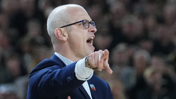 Connecticut Huskies head coach Dan Hurley shouts at his team during the Men’s NCAA national championship game.