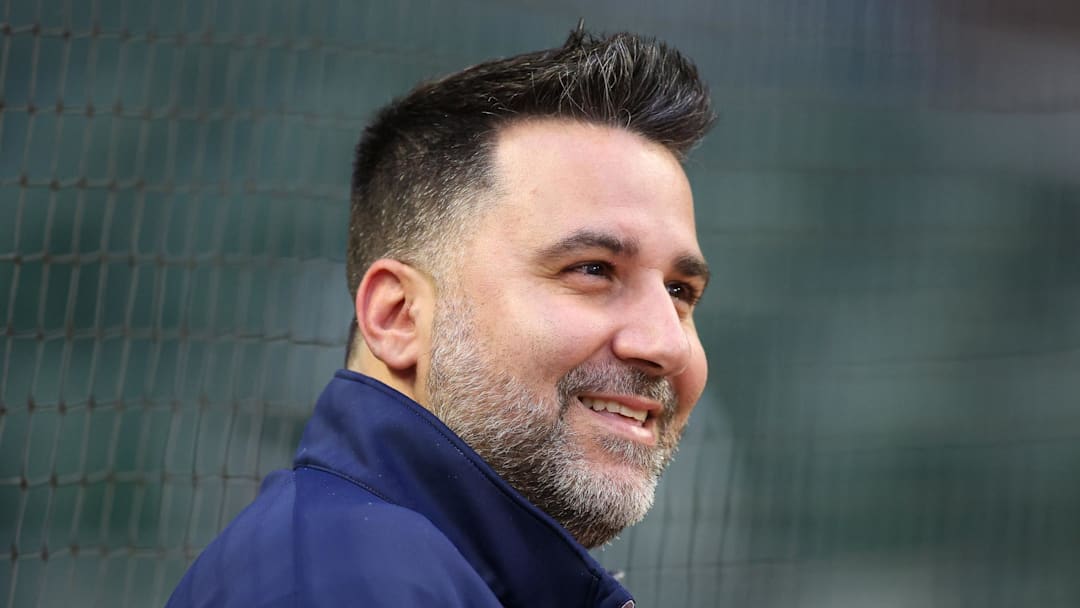 Oct 6, 2023; Atlanta, GA, USA; Atlanta Braves general manager Alex Anthopoulos watches a workout before the NLDS against the Philadelphia Phillies at Truist Park. Mandatory Credit: Brett Davis-Imagn Images