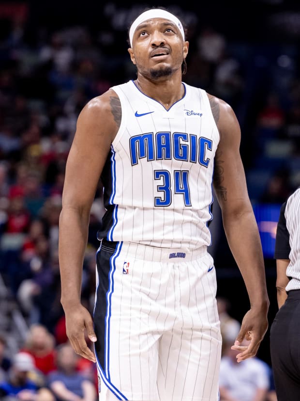 Orlando Magic center Wendell Carter Jr. (34).