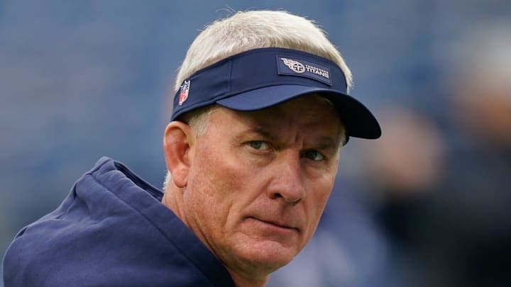 Tennessee Titans interim coach Mike McCoy watches warm ups before the game against the Jacksonville Jaguars at Nissan Stadium in Nashville, Tenn., Sunday, Nov. 30, 2025.