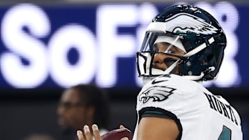 Philadelphia Eagles v Los Angeles Chargers - NFL 2025