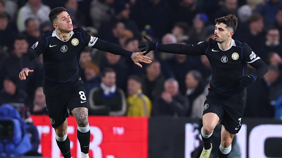 Pedro Neto and Enzo Fernandez.