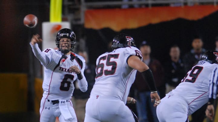 Dec 29, 2006; Tempe, AZ, USA; Texas Tech Red Raiders quarterback (6) Graham Harrell against the Minnesota Golden Gophers during the Insight Bowl at Sun Devil Stadium in Tempe. Mandatory Credit: Mark J. Rebilas-Imagn Images Copyright © 2006 Mark J. Rebilas



