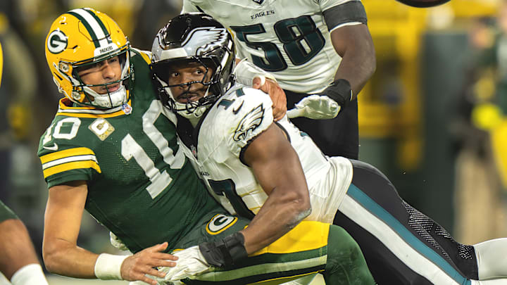 Jordan Love was limited to 176 passing yards on Monday.